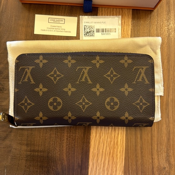 Louis Vuitton M41895 monogram Zippy wallet - Picture 5 of 6
